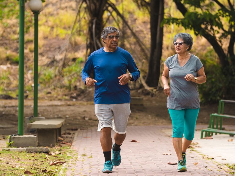 Nước Hồng Sâm Hoàng Gia Đông Trùng Saffron Gold – Bí quyết khỏe đẹp từ thiên nhiên